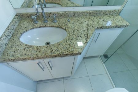Apartamento para alugar com 70m², 2 quartos e 2 vagas Apartamento para alugar com 70m², 2 quartos e 2 vagasBanheiro Social