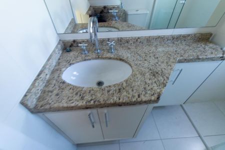 Apartamento para alugar com 70m², 2 quartos e 2 vagas Apartamento para alugar com 70m², 2 quartos e 2 vagasBanheiro da Suite