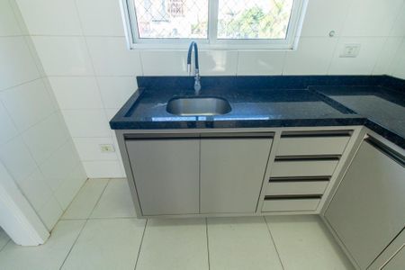Apartamento para alugar com 70m², 2 quartos e 2 vagas Apartamento para alugar com 70m², 2 quartos e 2 vagasCozinha
