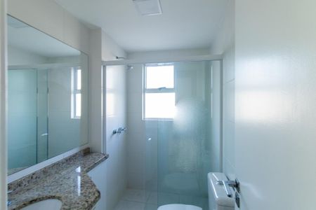 Apartamento para alugar com 70m², 2 quartos e 2 vagas Apartamento para alugar com 70m², 2 quartos e 2 vagasBanheiro da Suite