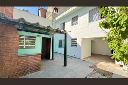 Casa à venda com 300m², 3 quartos e 3 vagas Casa à venda com 300m², 3 quartos e 3 vagasÁrea comum