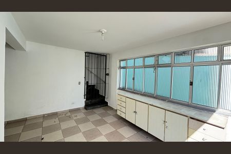 Casa à venda com 300m², 3 quartos e 3 vagas Casa à venda com 300m², 3 quartos e 3 vagasÁrea comum