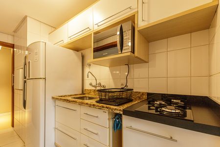Apartamento para alugar com 80m², 2 quartos e 2 vagasCozinha