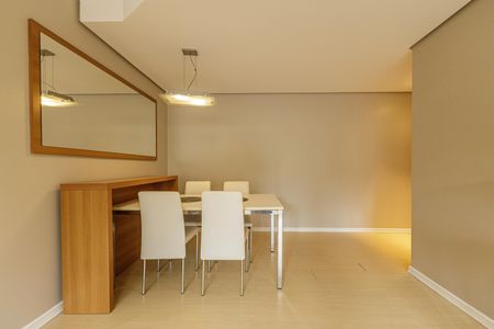 Apartamento para alugar com 80m², 2 quartos e 2 vagasSala