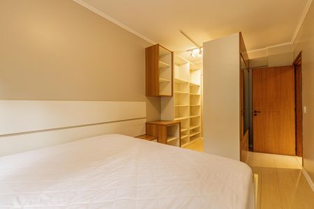 Apartamento para alugar com 80m², 2 quartos e 2 vagasSuíte 