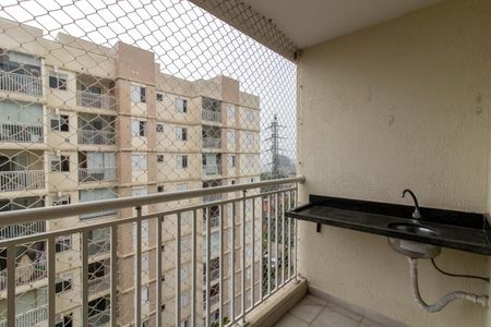 Sacada da Sala de apartamento à venda com 3 quartos, 62m² em Vila Endres, Guarulhos