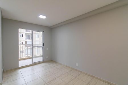Sala de apartamento à venda com 3 quartos, 62m² em Vila Endres, Guarulhos