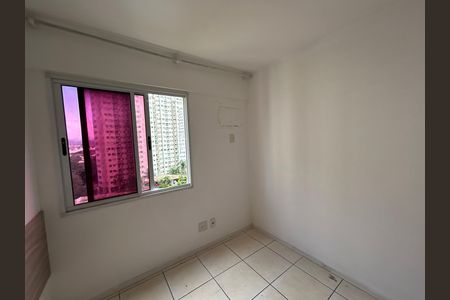 Quarto de apartamento para alugar com 2 quartos, 51m² em Del Castilho, Rio de Janeiro