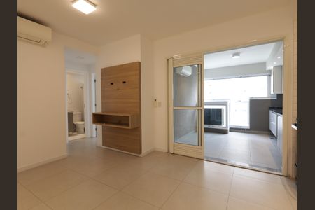 Sala de apartamento para alugar com 2 quartos, 57m² em Vila Andrade, São Paulo