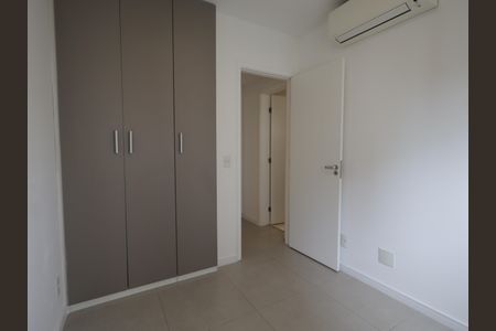Quarto de apartamento para alugar com 2 quartos, 57m² em Vila Andrade, São Paulo