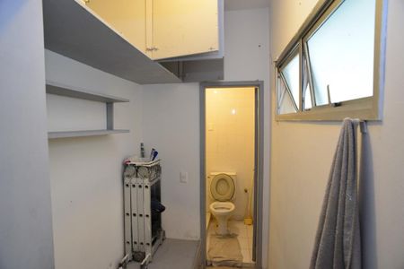 Apartamento à venda com 259m², 3 quartos e 2 vagasQuarto de Serviço