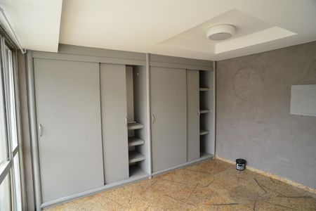 Apartamento à venda com 259m², 3 quartos e 2 vagasQuarto