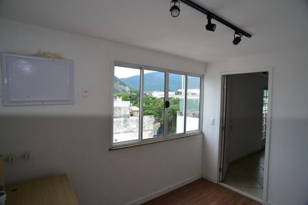 Apartamento à venda com 259m², 3 quartos e 2 vagasQuarto 2
