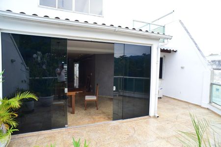 Apartamento à venda com 259m², 3 quartos e 2 vagasVaranda Sala