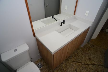 Apartamento à venda com 259m², 3 quartos e 2 vagasBanheiro Social