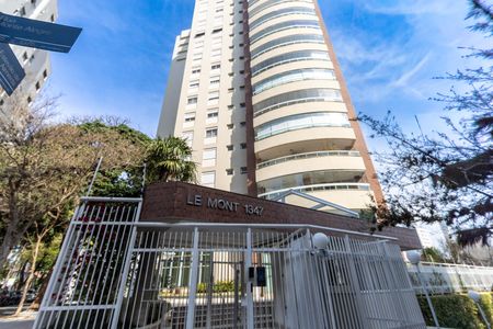 Apartamento à venda com 230m², 4 quartos e 4 vagas Apartamento à venda com 230m², 4 quartos e 4 vagasFachada do Condomínio