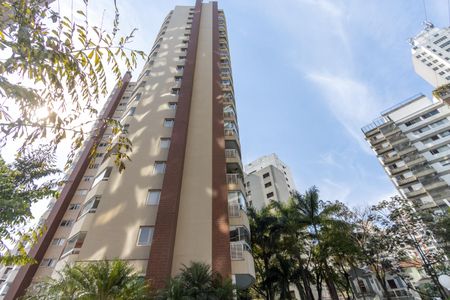 Apartamento à venda com 230m², 4 quartos e 4 vagas Apartamento à venda com 230m², 4 quartos e 4 vagasFachada do Bloco