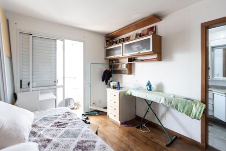 Apartamento à venda com 230m², 4 quartos e 4 vagas Apartamento à venda com 230m², 4 quartos e 4 vagasQuarto 4 - Suite