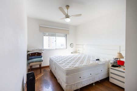 Apartamento à venda com 230m², 4 quartos e 4 vagas Apartamento à venda com 230m², 4 quartos e 4 vagasQuarto 2 - Suite