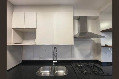 Apartamento à venda com 98m², 2 quartos e 2 vagas Apartamento à venda com 98m², 2 quartos e 2 vagasCozinha