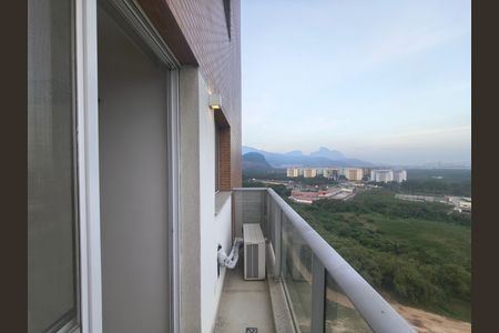 Apartamento à venda com 98m², 2 quartos e 2 vagas Apartamento à venda com 98m², 2 quartos e 2 vagasVaranda da Suíte 2