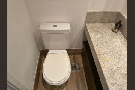 Apartamento à venda com 98m², 2 quartos e 2 vagas Apartamento à venda com 98m², 2 quartos e 2 vagasLavabo