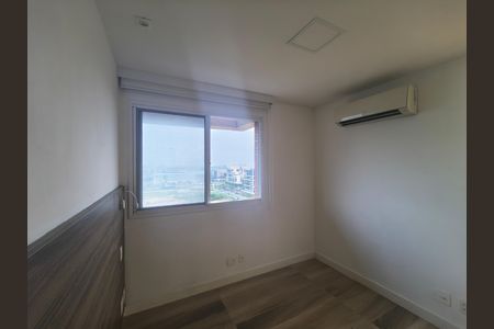 Apartamento à venda com 98m², 2 quartos e 2 vagas Apartamento à venda com 98m², 2 quartos e 2 vagasSuíte