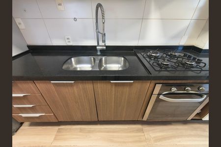 Apartamento à venda com 98m², 2 quartos e 2 vagas Apartamento à venda com 98m², 2 quartos e 2 vagasCozinha