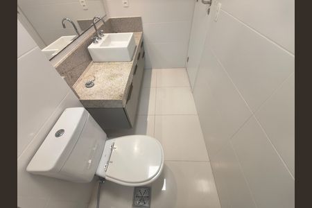 Apartamento à venda com 98m², 2 quartos e 2 vagas Apartamento à venda com 98m², 2 quartos e 2 vagasBanheiro social