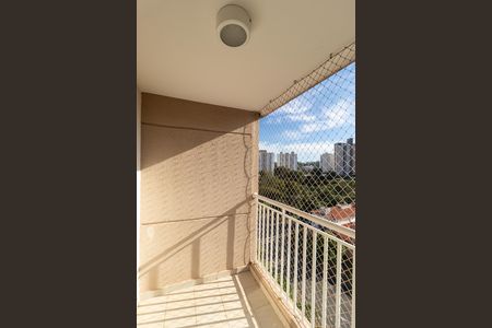 Varanda da sala de apartamento à venda com 3 quartos, 62m² em Jardim Ipaussurama, Campinas