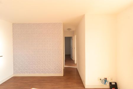 Sala de apartamento à venda com 3 quartos, 62m² em Jardim Ipaussurama, Campinas