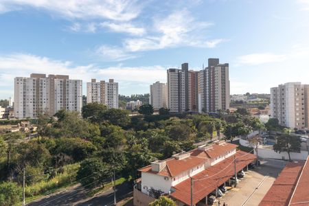 Vista da varanda da sala de apartamento à venda com 3 quartos, 62m² em Jardim Ipaussurama, Campinas