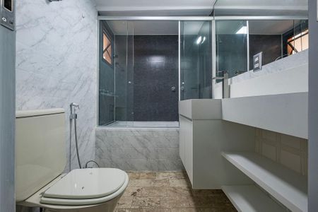 Banheiro de apartamento para alugar com 1 quarto, 58m² em Jardim Paulista, São Paulo