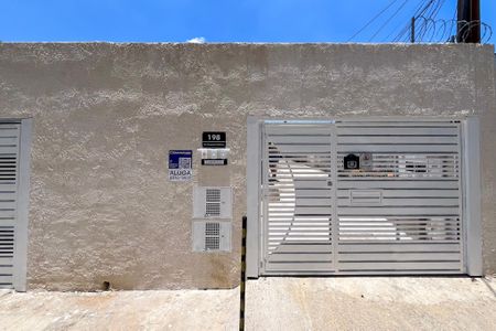 Casa de condomínio para alugar com 70m², 2 quartos e 1 vagaFachada