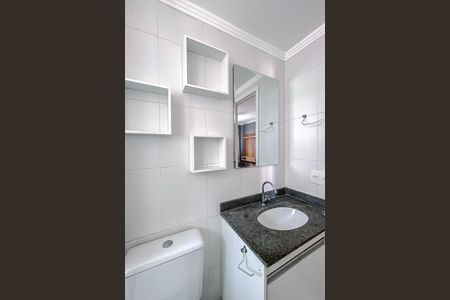 Banheiro de apartamento para alugar com 1 quarto, 35m² em Água Branca, São Paulo