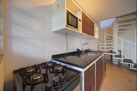 Cozinha de apartamento para alugar com 2 quartos, 72m² em Rio Tavares, Florianópolis