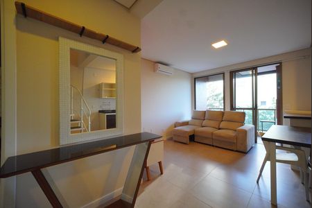 Sala de apartamento para alugar com 2 quartos, 72m² em Rio Tavares, Florianópolis