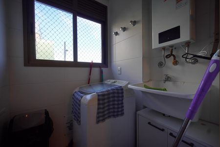 Área de Serviço de apartamento para alugar com 2 quartos, 72m² em Rio Tavares, Florianópolis