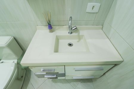 Banheiro de apartamento para alugar com 2 quartos, 76m² em Santana, São Paulo