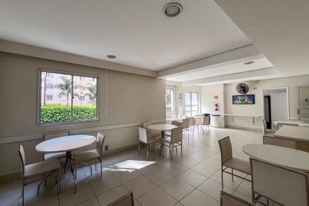 Apartamento para alugar com 45m², 2 quartos e 1 vaga Apartamento para alugar com 45m², 2 quartos e 1 vagaSalão de Festas