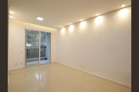 Sala de apartamento para alugar com 3 quartos, 64m² em Jardim Caboré, São Paulo