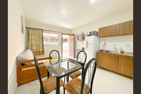 Sala de Jantar de apartamento para alugar com 1 quarto, 44m² em Ingleses do Rio Vermelho, Florianópolis