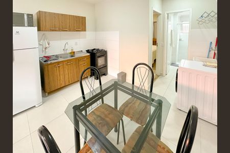 Sala de Jantar de apartamento para alugar com 1 quarto, 44m² em Ingleses do Rio Vermelho, Florianópolis