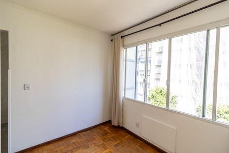 Quarto de kitnet/studio para alugar com 1 quarto, 32m² em Centro Histórico, Porto Alegre