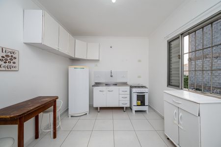 Cozinha de casa para alugar com 1 quarto, 40m² em Jardim Oriental, São Paulo