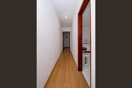 Corredor de casa para alugar com 1 quarto, 40m² em Jardim Oriental, São Paulo