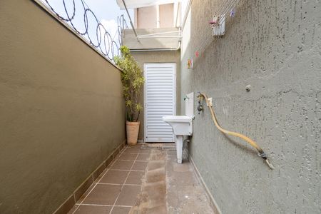 Casa para alugar com 40m², 1 quarto e 1 vaga Casa para alugar com 40m², 1 quarto e 1 vagaQuintal