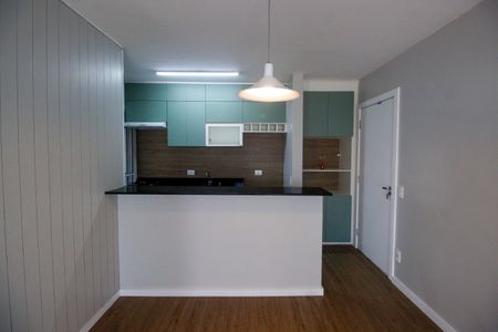Apartamento à venda com 66m², 2 quartos e 1 vagaSala