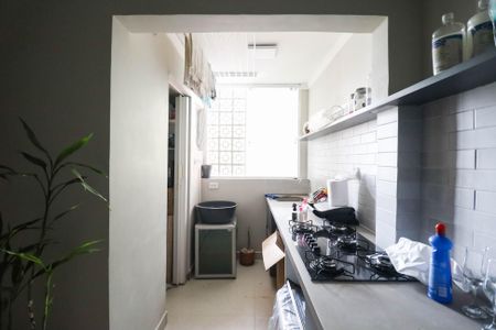 Apartamento para alugar com 70m², 3 quartos e sem vagaCozinha e Área de Serviço