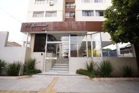 Apartamento para alugar com 67m², 2 quartos e 1 vaga Apartamento para alugar com 67m², 2 quartos e 1 vagaFachada